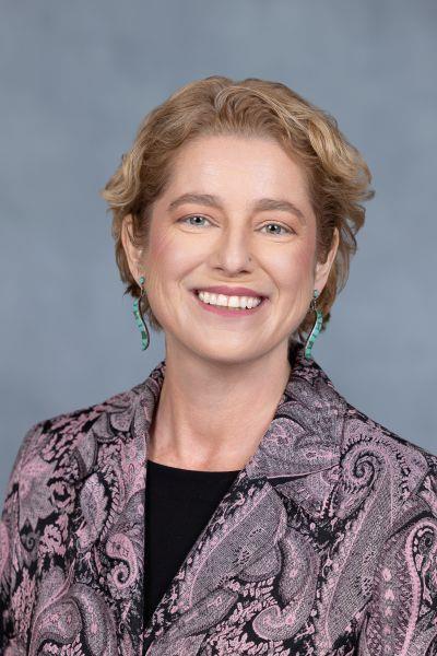Sara E Murphy